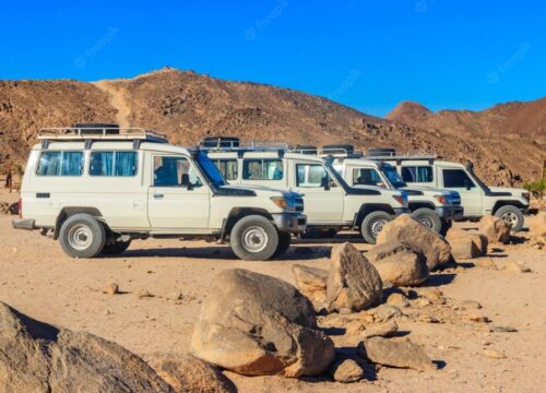 Wüstentour Hurghada mit Jeep 4×4 + Kamelritt. Privater Ausflug